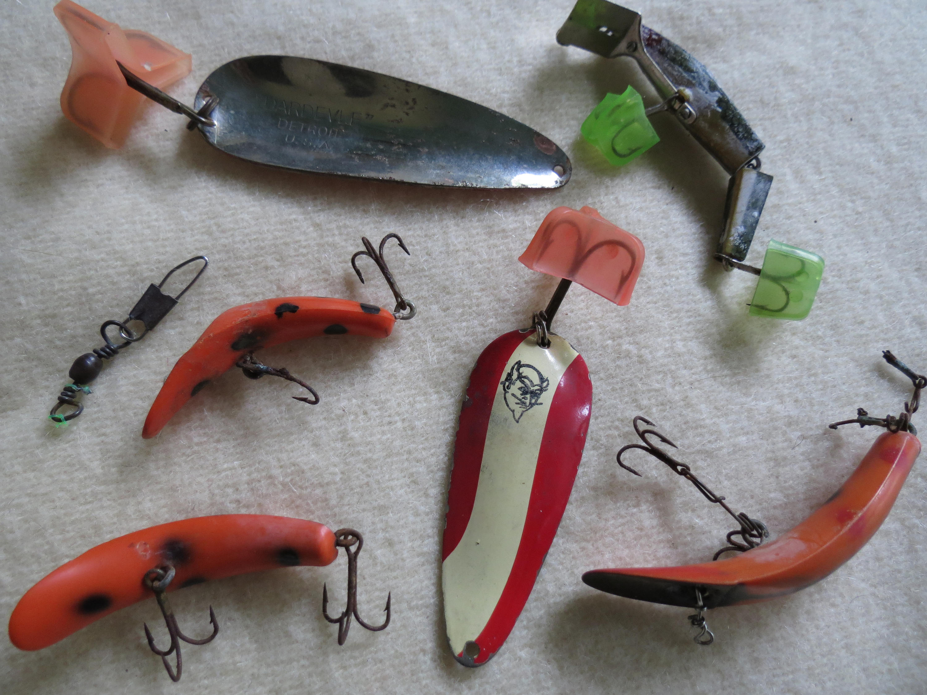 Antique Plastic Fishing Lure Old Unmarked Fish Bait Etsy