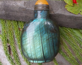 Labradorite Stone Snuff Bottle: Blue Chinese Bottle