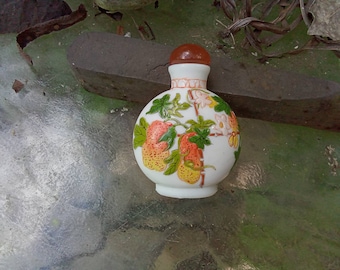 Vintage Hand-Painted Peking Glass Snuff Bottle