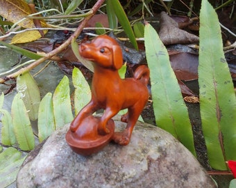 20th Century Boxwood Dog Netsuke: Carved Chinese Wood Figure
