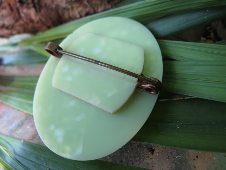 Art Deco Cameo Brooch Antique Full Face Cameo Pin 1920/'s Lucite Plastic