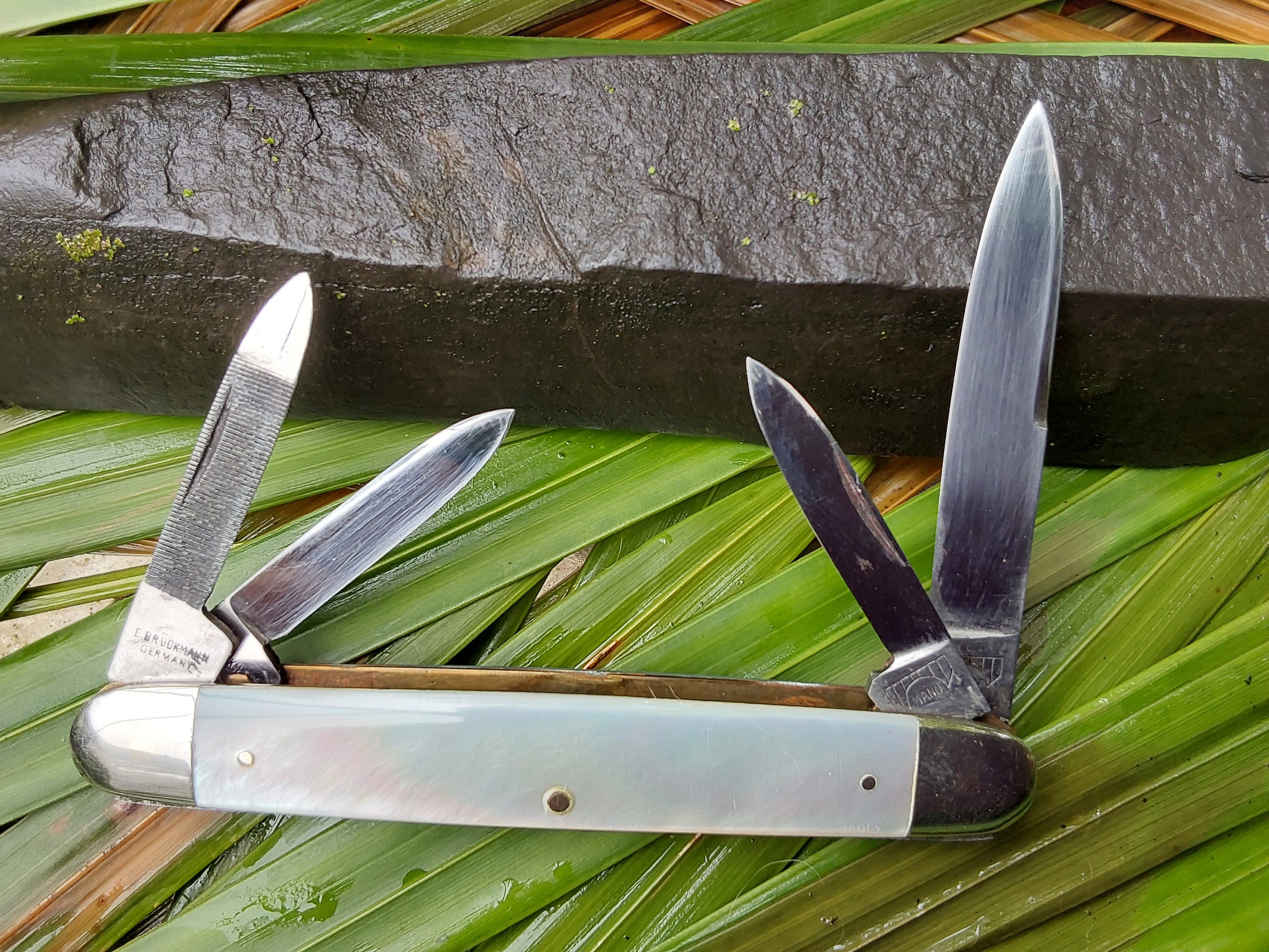 古いドイツ·ゾーリンゲン製ナイフ名門E BRUCKMANN MANNアンティーク Mann E. Bruckmann Mother of Pearl Knife: Solingen Germany, 3