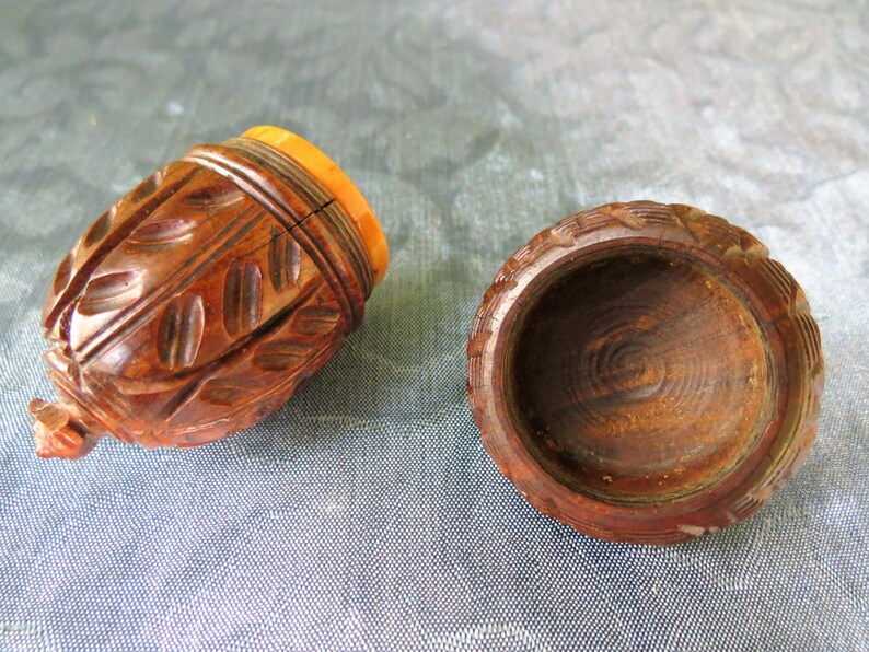 Early Victorian Nutmeg Grater Carved Wood Acorn Antique Etsy