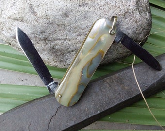 Mother of Pearl Folding Pocket Knife - 2 Blade - Vintage Collectible