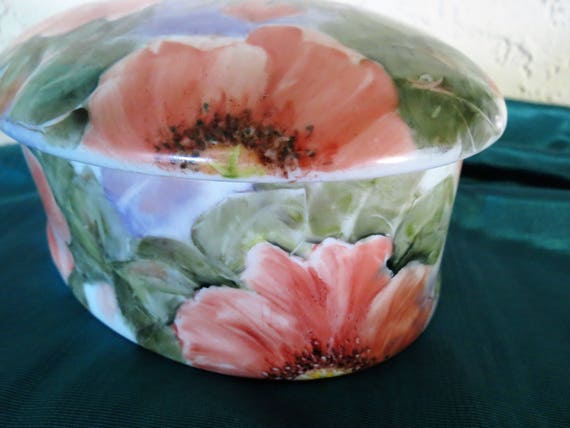 Porcelain Dresser Box - Beautiful Poppies - Large… - image 2