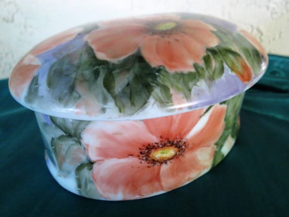 Porcelain Dresser Box - Beautiful Poppies - Large… - image 1