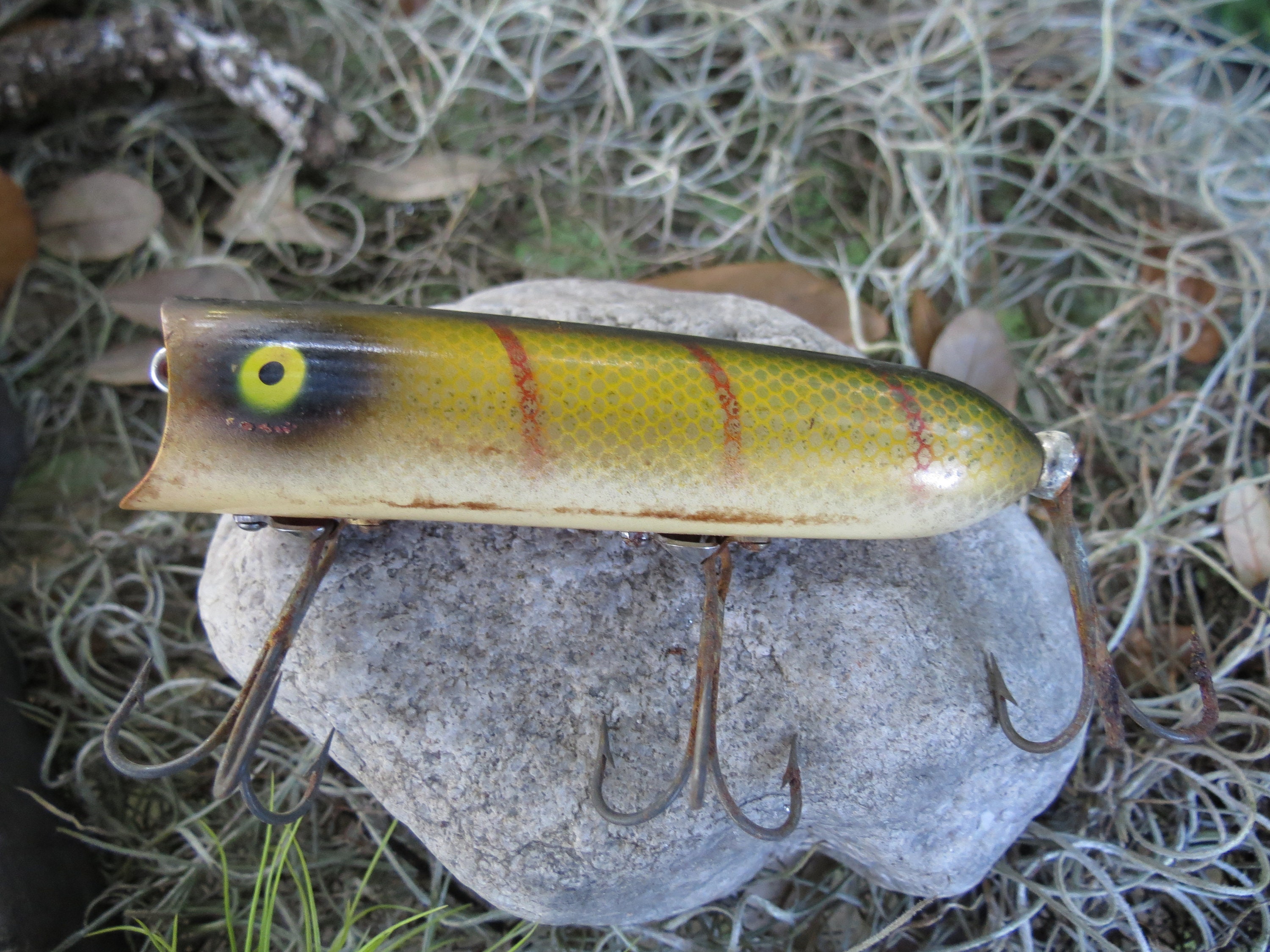 D2 LOT OF 3 VINTAGE HEDDON LURES GLASS EYED WOOD LUCKY 13's & BASSER &  COMMANDO 