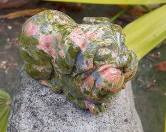 Carved Unakite Jasper Stone Dog Figurine - Vintage Statue - Beautiful Little Figurine - Excellent Condition