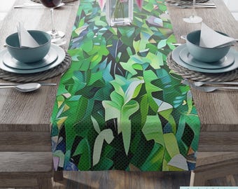 Green Vines Table Runner: Contemporary Dining Decor