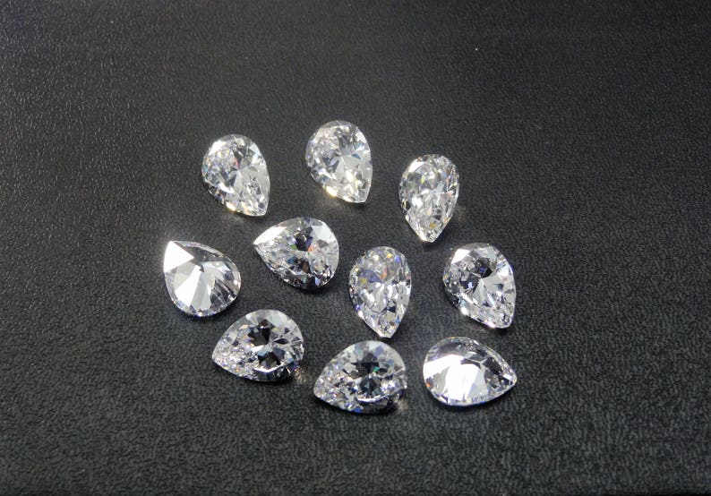 Taille poire blanche CZ CHOIX DE LA TAILLE Pierres non serties Zircone cubique Pierres précieuses de haute qualité image 3