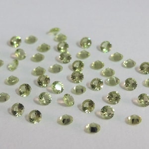 Peridoto Redondo Corte Brillante TAMAÑO ELECCIÓN Piedras Sueltas Piedras Preciosas Semipreciosas Naturales de Alta Calidad imagen 1