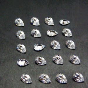 White CZ Pear Cut Shape SIZE CHOICE Loose Stones Cubic Zirconia High Quality Gemstones