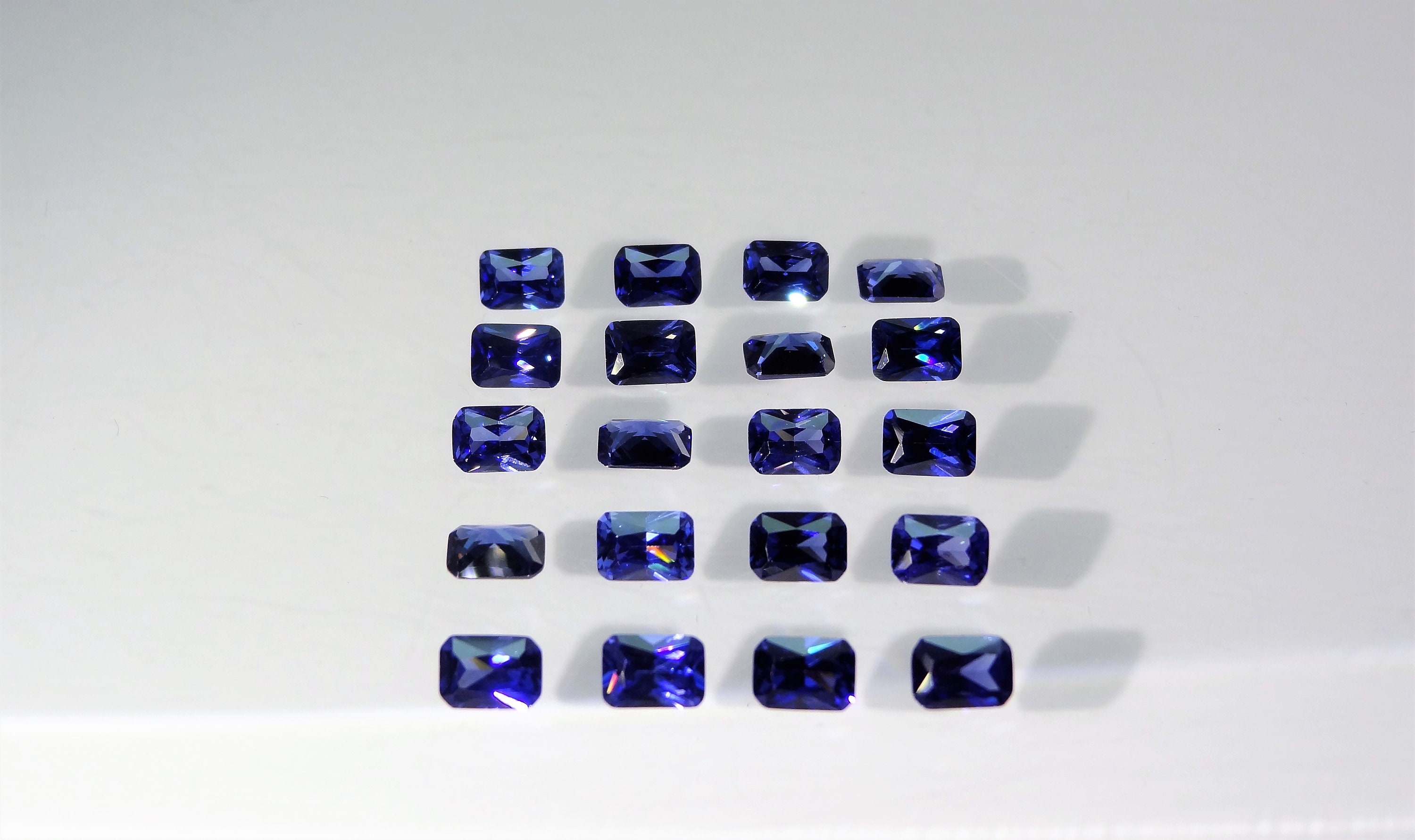 Paire De Tanzanites Bleues Naturelles 8-10 Ct - Certifiées GGL - Coupe Carrée Et Prince (richgems2018)