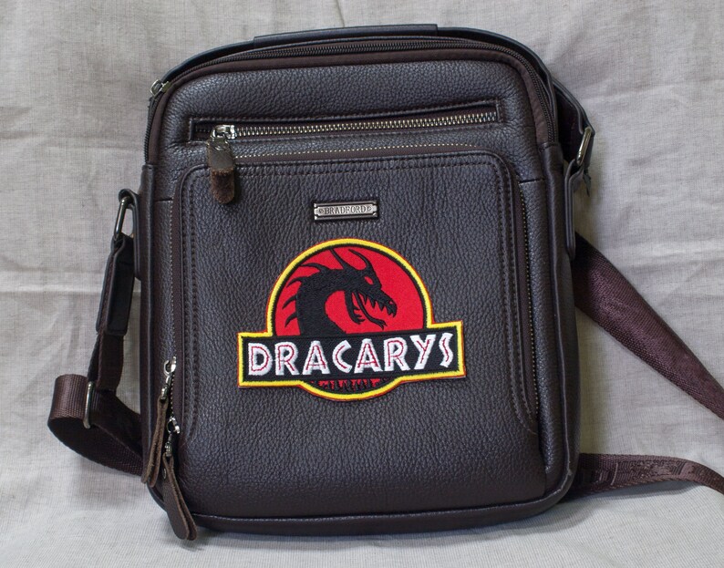 Dracarys 10x10cm. Size 4/'/' x 4/'/' Patch Iron-on