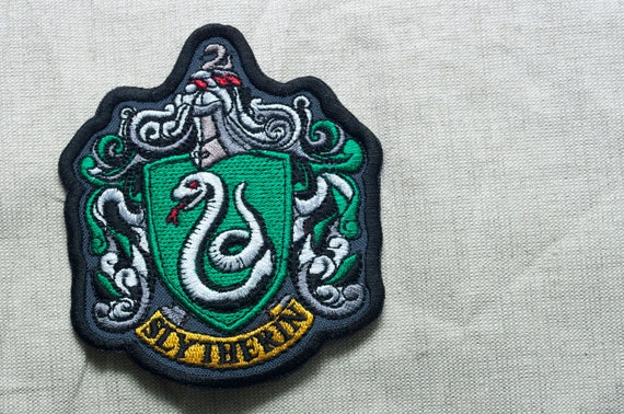 Dracarys 10x10cm. Size 4/'/' x 4/'/' Patch Iron-on