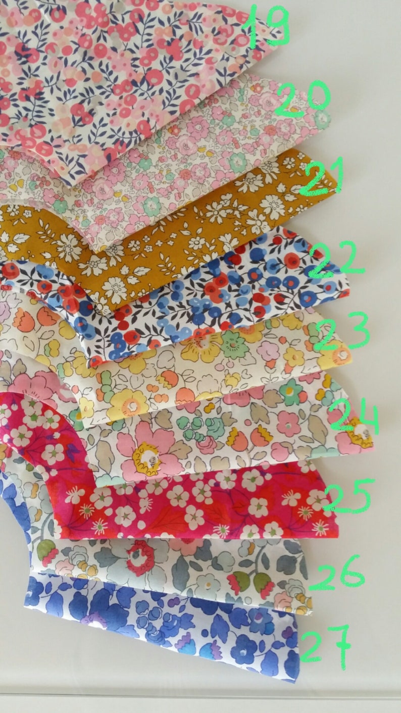 Reversible and adjustable beguin in Liberty and organic cotton