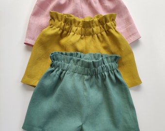 Shorts de lino para niñas.