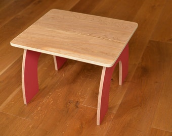 Kids curved wooden table