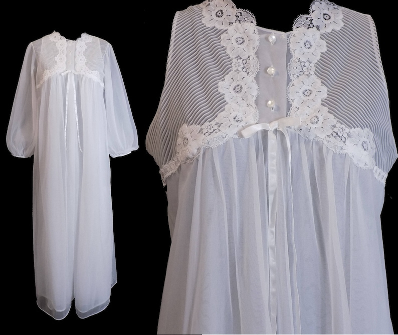 Chiffon Nightgown and Robe 1960s Gossard Artemis Peignoir Set White GORGEOUS Size Small