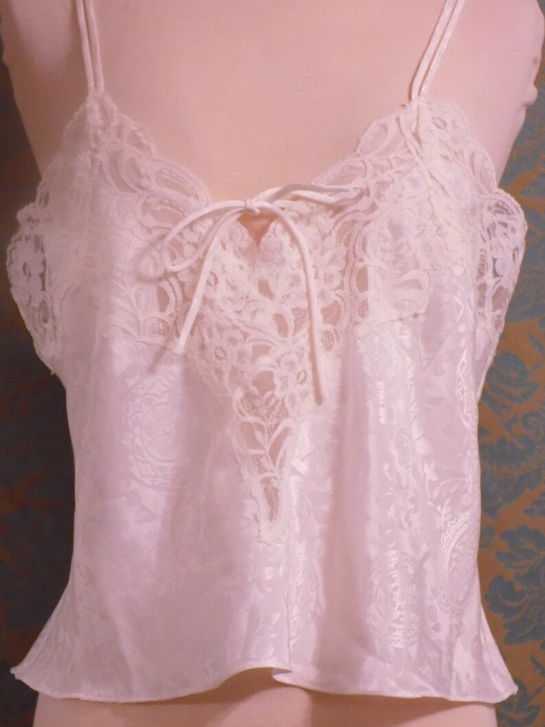 Victoria/'s Secret Cami Size Medium Victoria/'s Secret Vintage Ivory Jacquard Camisole
