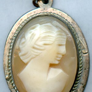 Cameo Pendant