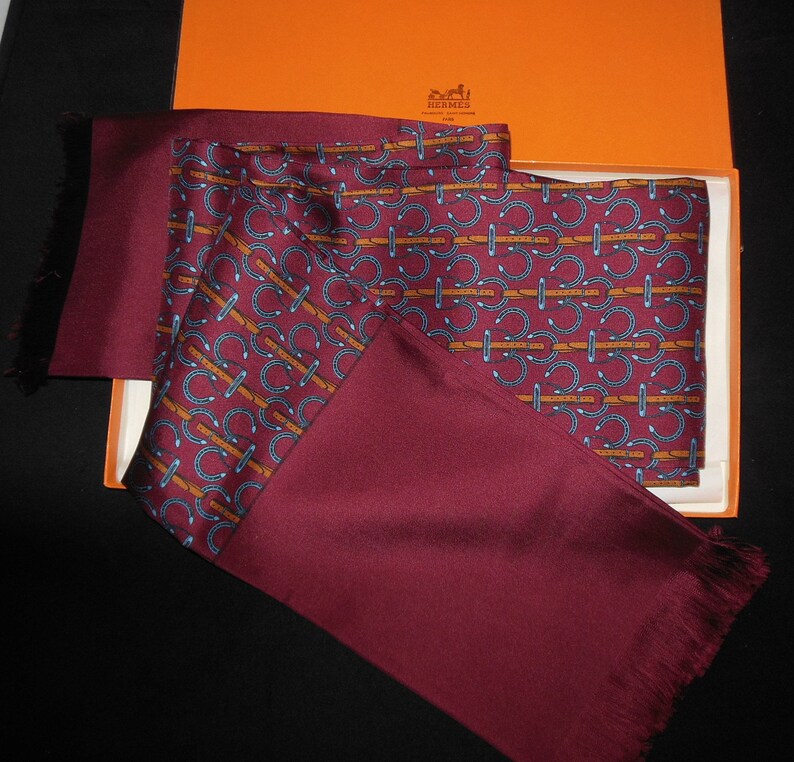 HERMES écharpe châle étole / Vintage silk ascot scarf Hermes. TRÈS RARE 画像 2