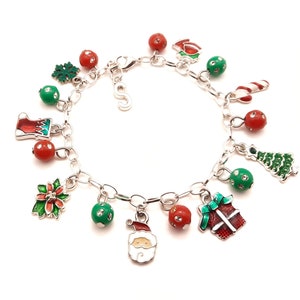 Personalized Christmas charm bracelet, 8" holiday jewelry