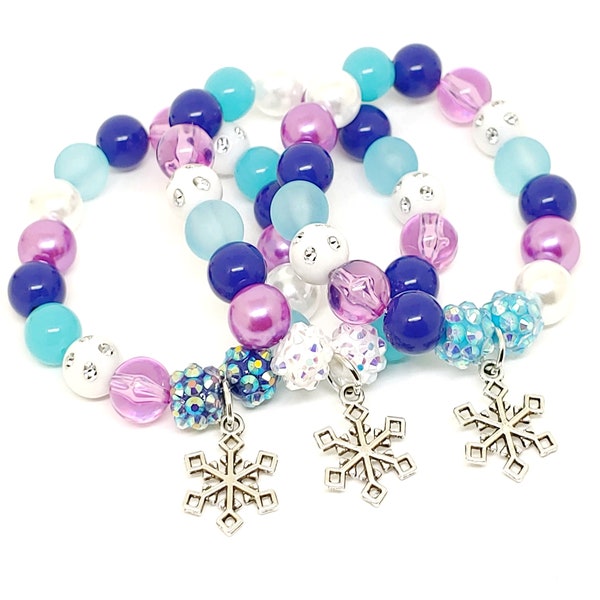 Snowflake bracelets party favors in organza bags, Girls Winter birthday