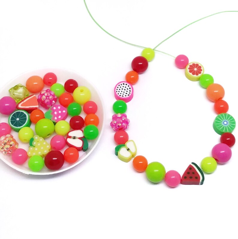 Girls bracelet kits party favors Upgrade your premade bracelet favors to come as fun diy bracelet kits