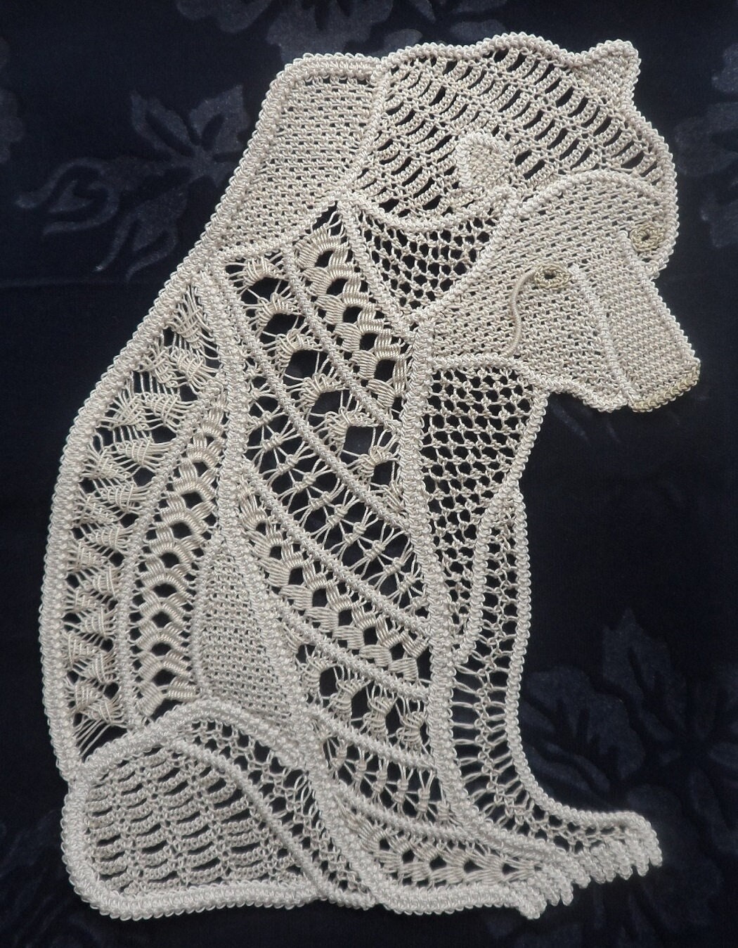 PDF Instant Download - Grizzly Bear, Romanian Point Lace - Pattern No. 120CE