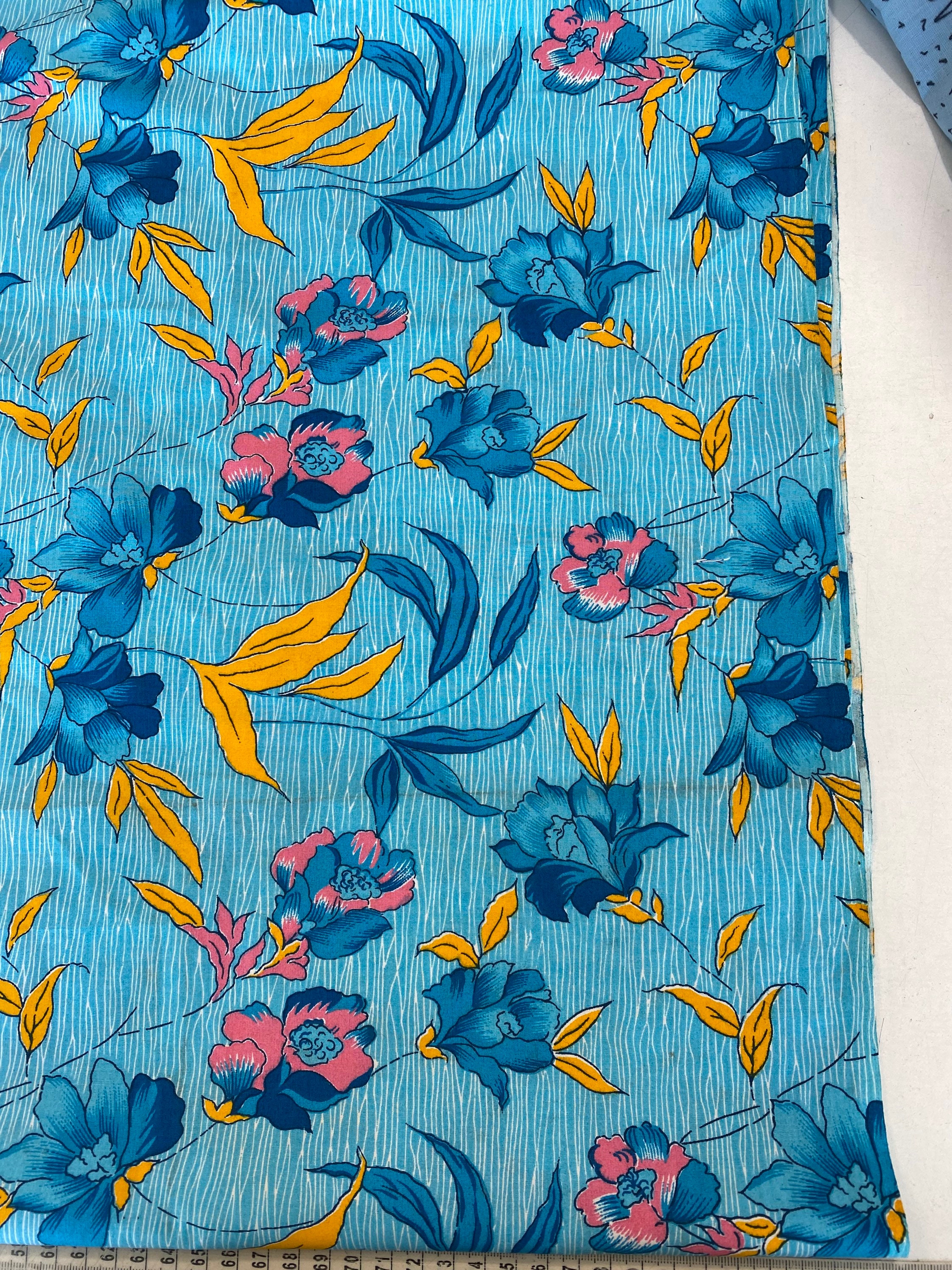 Vintage Cotton Fabric, Vintage Fabrics 60s Fashion - Etsy