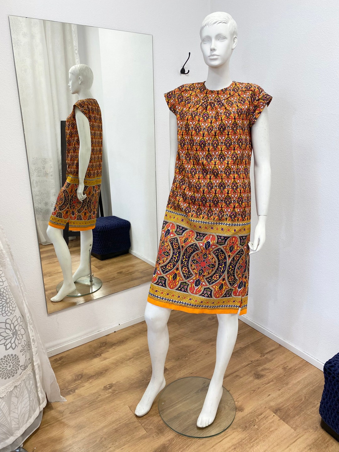 Vintage 1970s 'Bus Stop' Black Crepe Dress