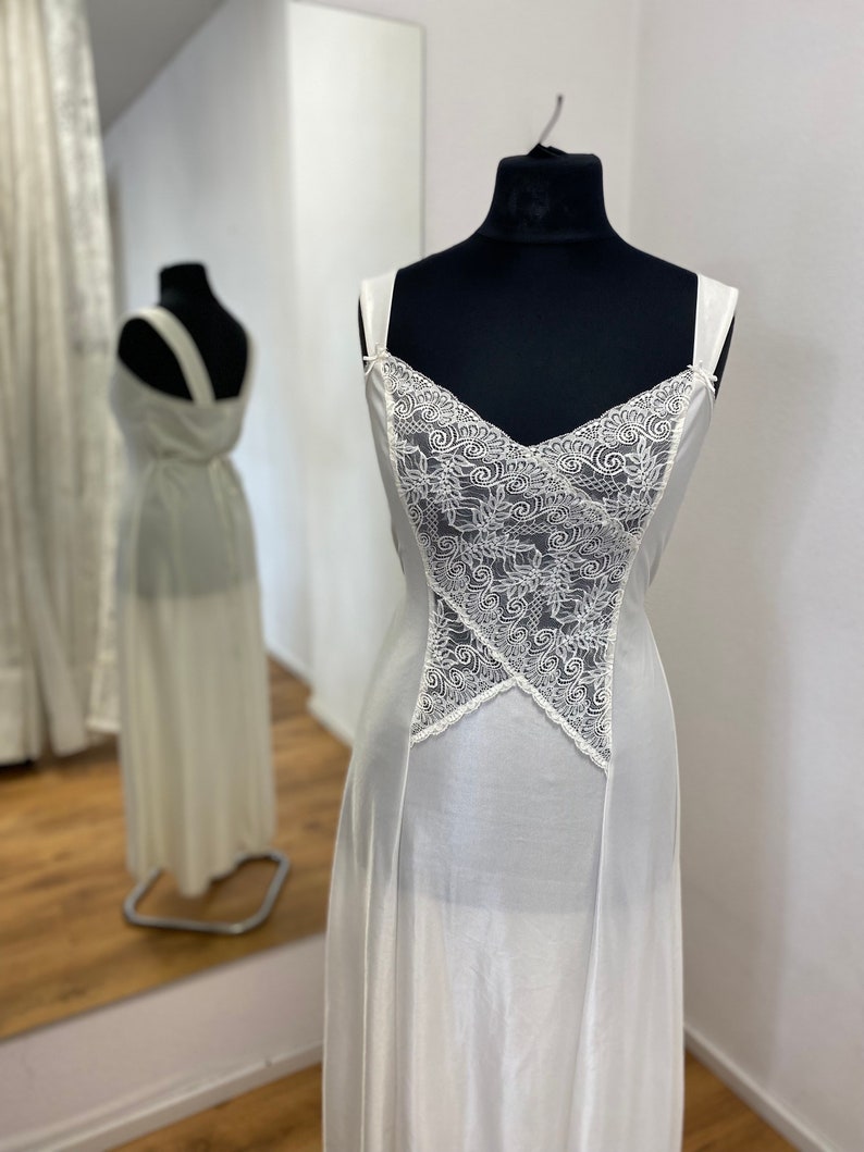 White Vintage Slip Dress / Underslip/ Nylon Lace Slip Dress Lingerie