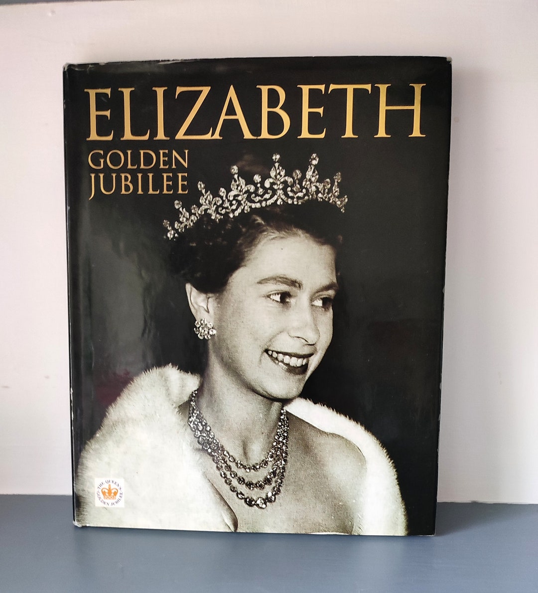 Queen Elizabeth Book Queen Elizabeth ĺl Royal Book Royal Etsy