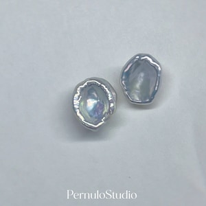 Small White petal Baroque Pearl Earrings Studs | Freshwater Keshi Pearl Earrings | Blue-gray Overtone | Sterling Silver | 18K Gold