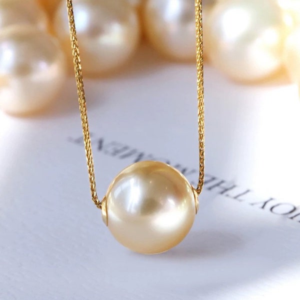 Golden South Sea Pearl floating necklace |  18k | AAA | medium gold  | Saltwater Pearl | 9 -11mm | Champagne gold |