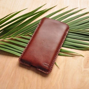 Custom-sized Simple Leather Phone Case / iPhone Pouch / Mobile Sleeve in Cognac Leather zdjęcie 2