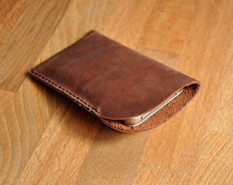 Custom Simple Leather Phone Case / iPhone Pouch / Mobile Sleeve in Brown Full Grain Leather