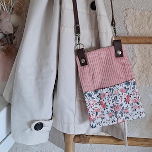 Bolsa para teléfono de pana rosa y Liberty, correa de hombro de cuero extraíble e intercambiable - Bolso pequeño para teléfono inteligente