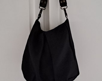 Sac hobo noir avec anse en cuir marron - sac hobo en toile -  Sac minimaliste pour femme urbaine