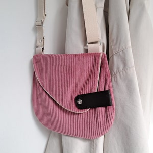 Sac besace velours côtelé vieux rose