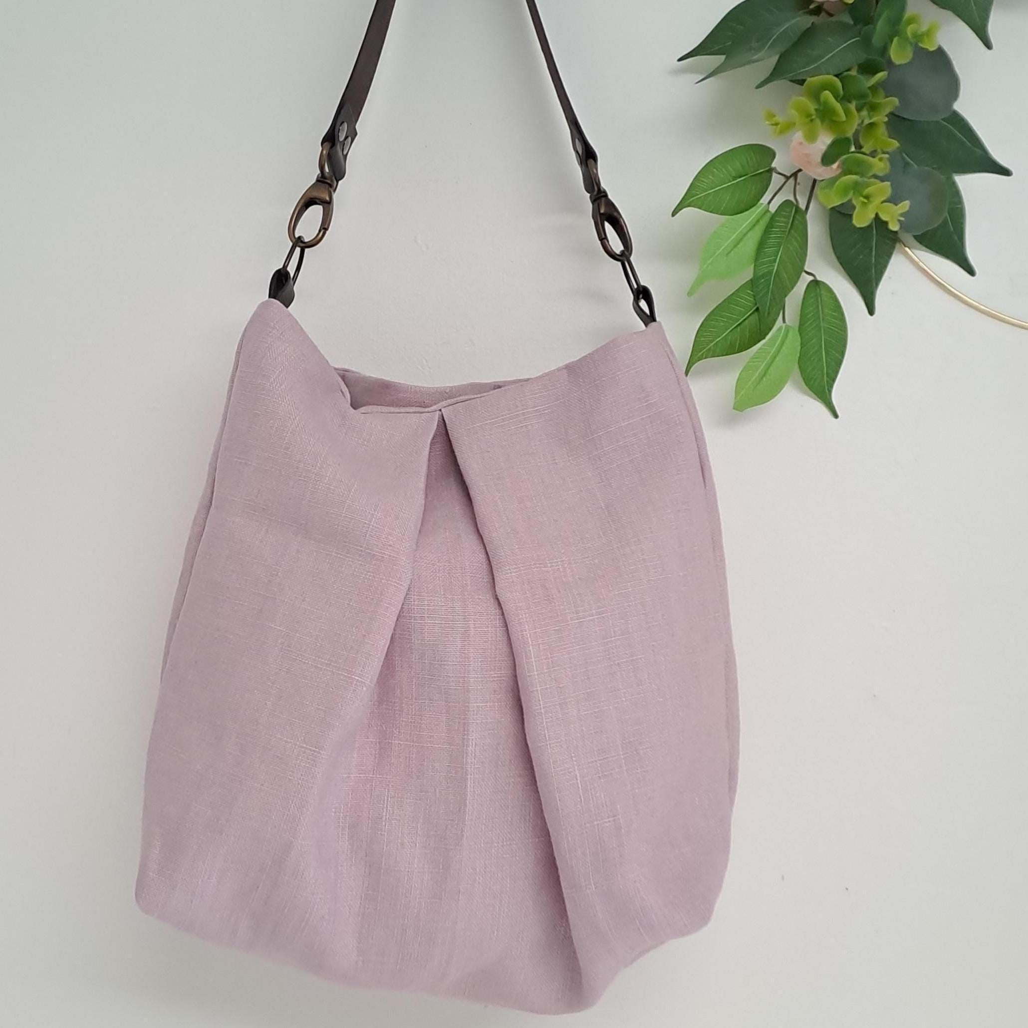 【US限定】♡ PINK おしゃれ トートBAG ♡ Amazon.co.jp: トートバッグ ピンク 蝶柄 ハンドバッグ