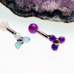 Piercing Daith de titanio en racimo, ópalo de fuego blanco o violeta, barra curva de 16 g, pendiente Rook, cartílago, hélice, ceja, trago, rosca interna