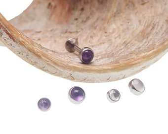 Piercing de titanio con implante de amatista/piedra lunar nublada, parte posterior plana, 14 g, ideal para perforación dérmica, rosca de 1,2 mm