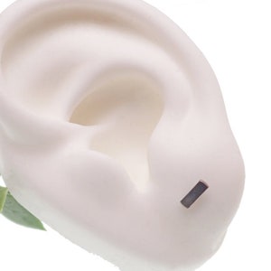 Implante de titanio, pendiente minimalista de titanio con barra plana y ajuste a presión, 14 g, 16 g, 18 g, 20 g