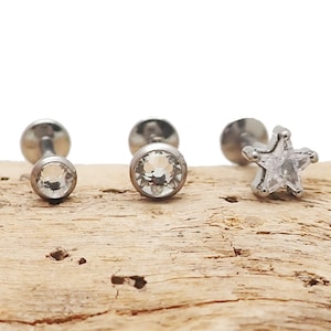 3 conjuntos de piercing de titânio com parte traseira lisa e estrela de cristal CZ transparente e implante CZ plano 18g, 16g, 14g