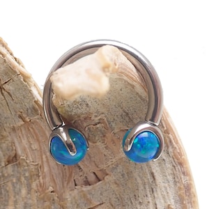 14g (1.6mm) Implant Titanium Horseshoe Internally Threaded 4mm PEACOCK BLUE fire Opal Ends Septum choose Titanium diameter