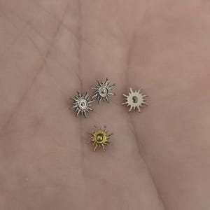 Sun top internally threaded implant titanium, top only no back- ideal to fit dermal, flatback barbell stems 14g or 16g