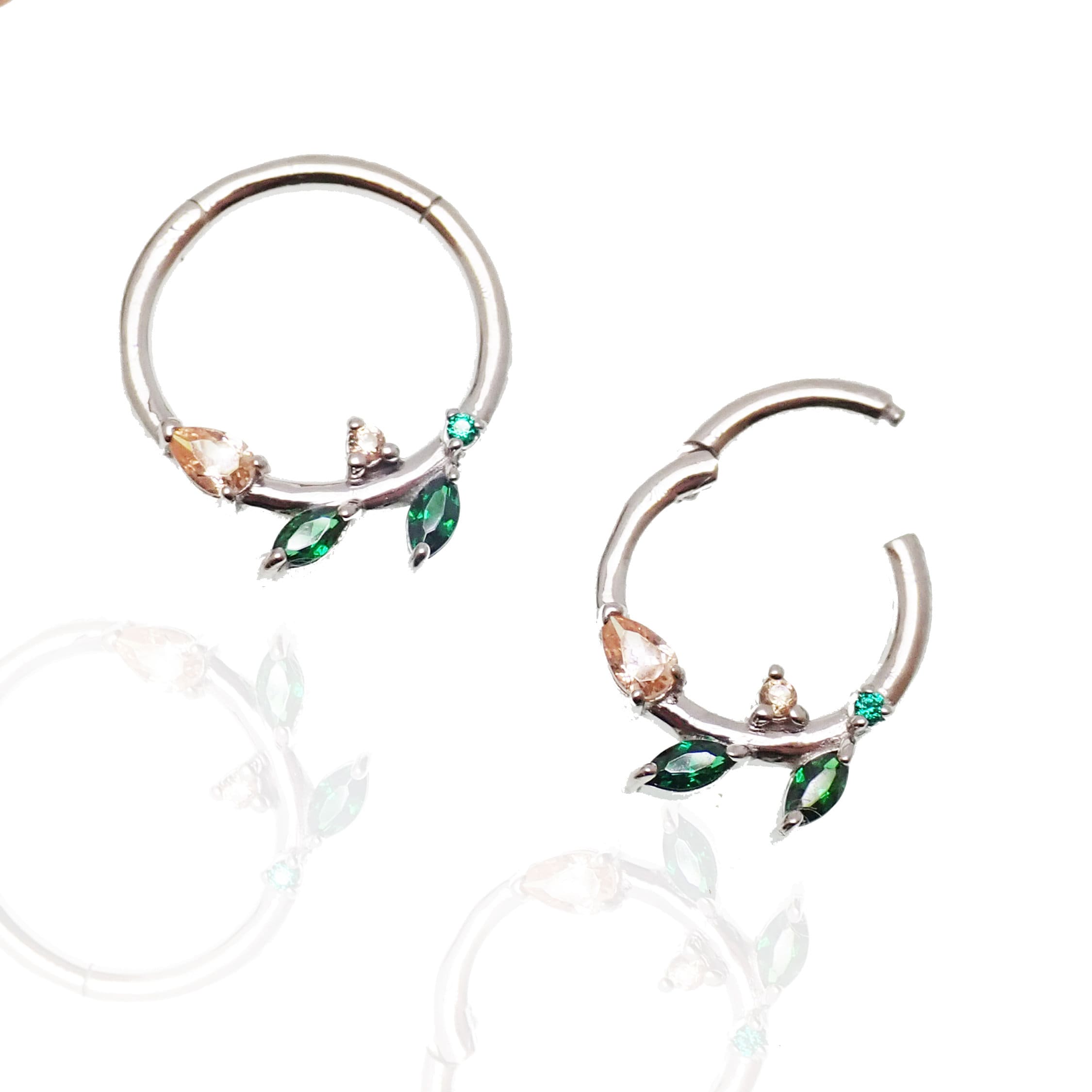 16g Gold/ silver Hinged clicker with Emerald green & Champagne CZ , Septum, Daith, Helix, 16g 8mm or 10mm - hallmark stamped
