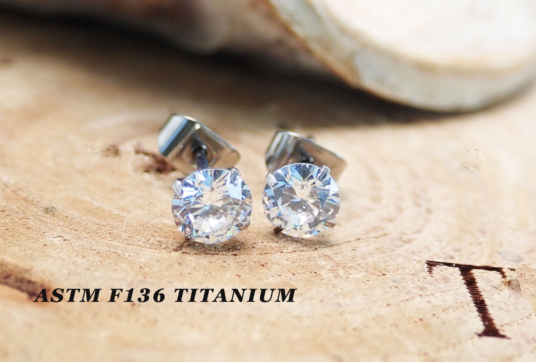 5mm Cubic Zirconia Stud Earrings In 10K Gold - Foto 6